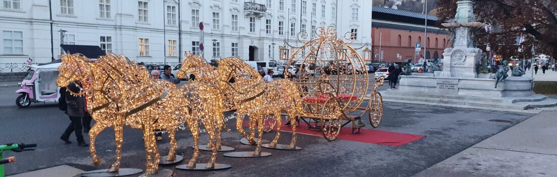 Weihnachtlicher 4-Spänner in Innsbruck